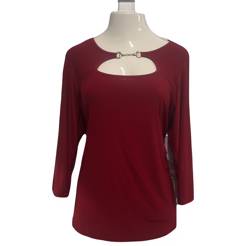 Avenue size 18/20 mid sleeve top